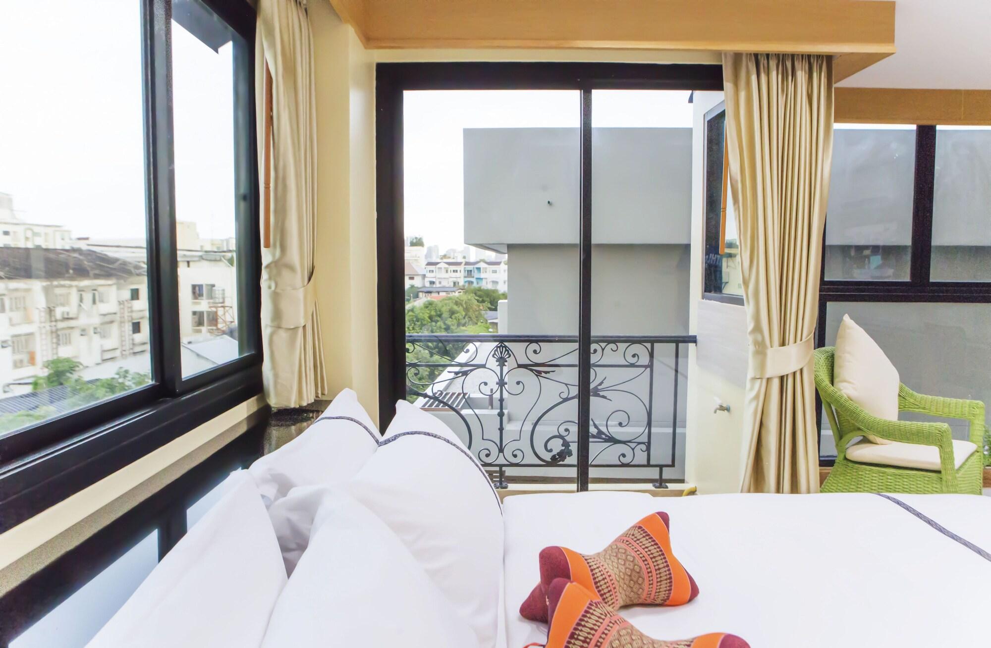 Sillemon Garden Hotel Bangkok Exterior foto